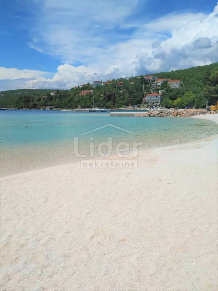 prilika! apartman na samo 100 m od mora - slika 3