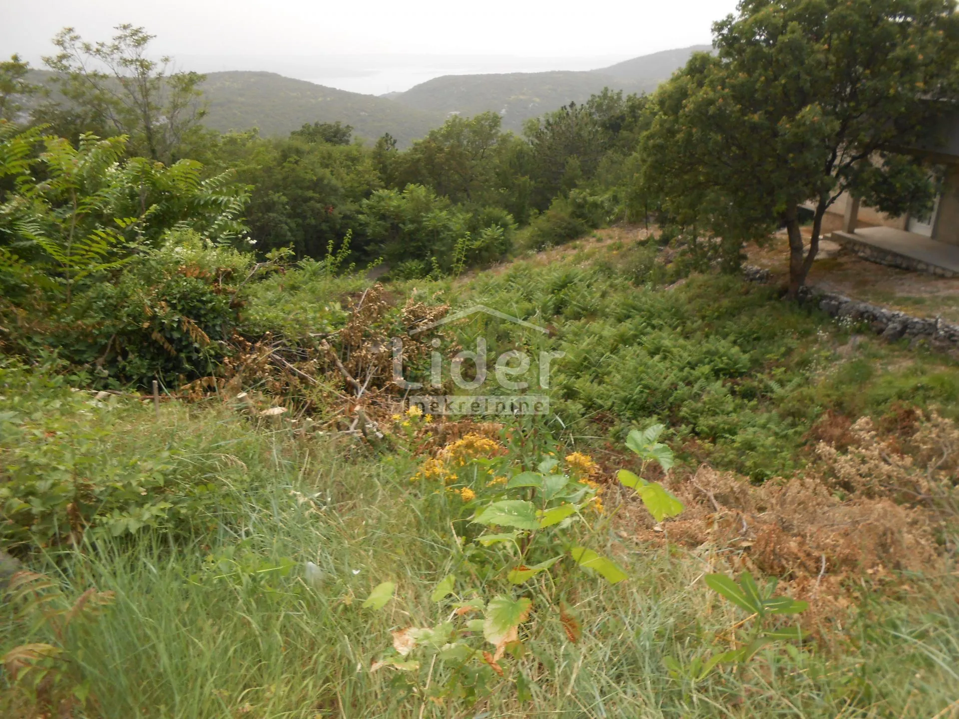 grižane građevinsko zemljište od 680m2 okruženo prirodom - slika 6