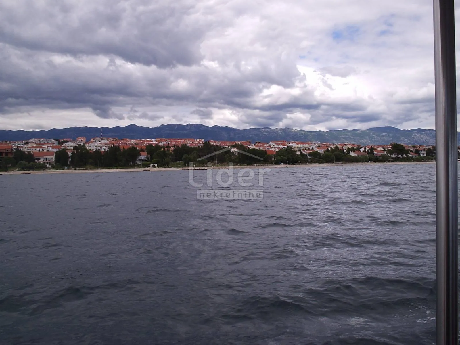 građevinski teren 20.272 m2 prvi red do mora na potezu novalja prema lunu - slika 4