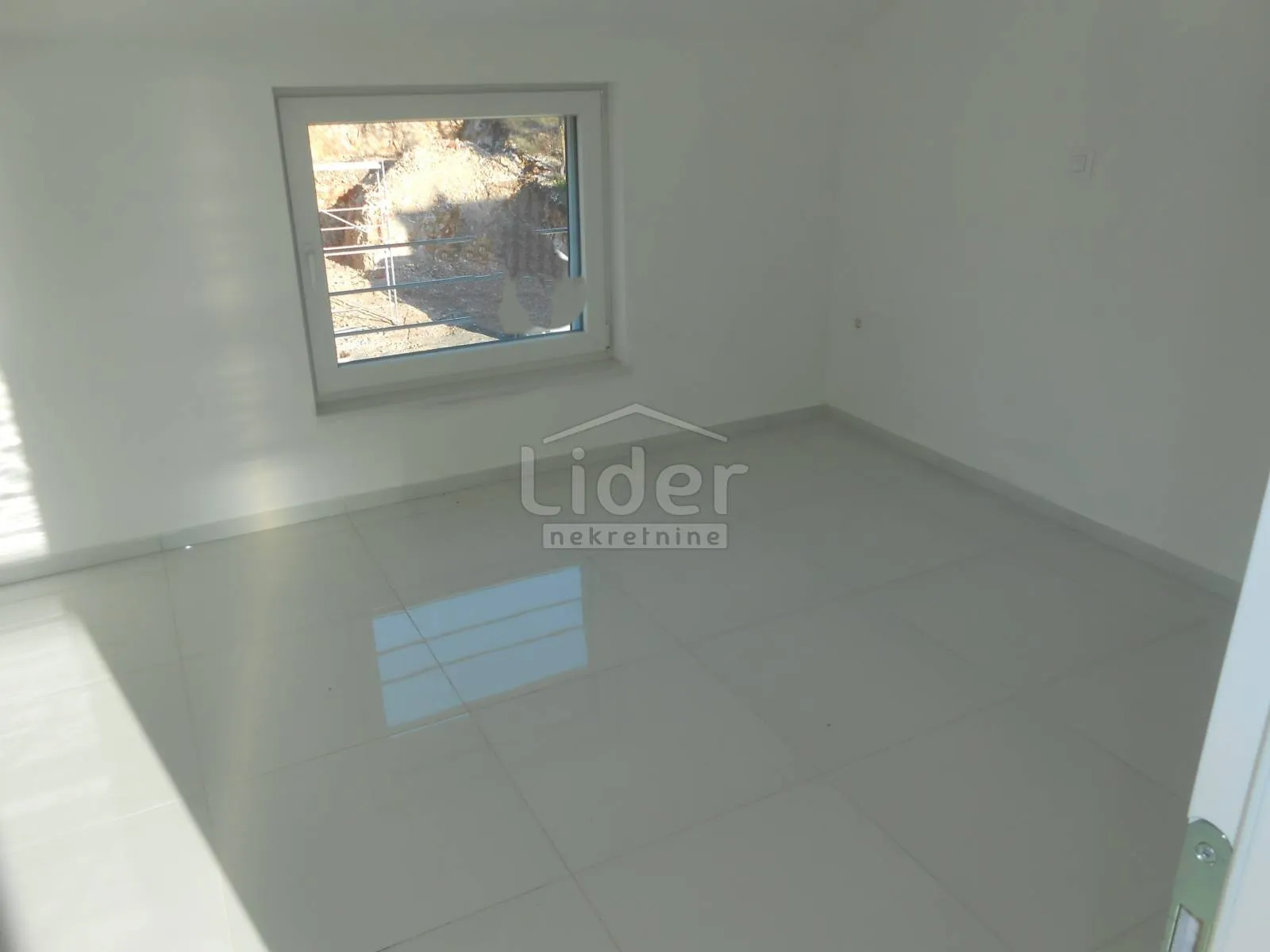 crikvenica novi apartman 350 m od mora - slika 8