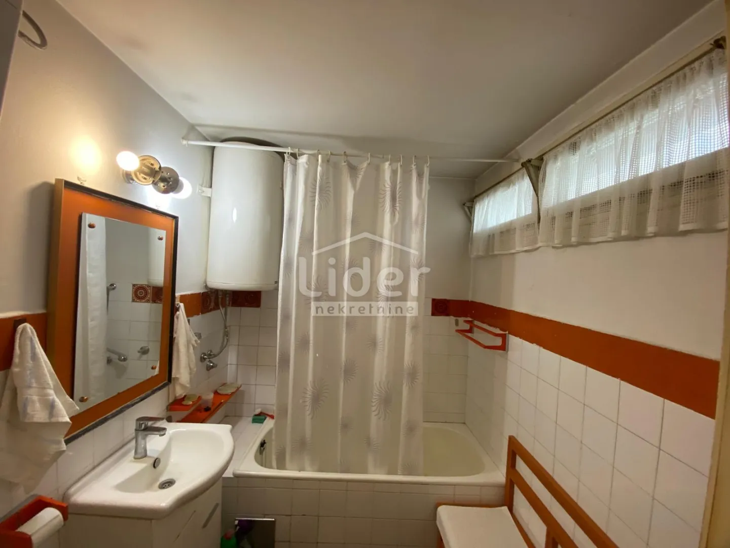 belveder, odlična nekretnina-stan od 99m2, lift , dva balkona - slika 14