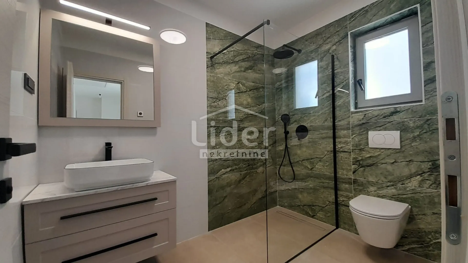 otok krk,malinska-vila s bazenom 140 m2 - slika 11