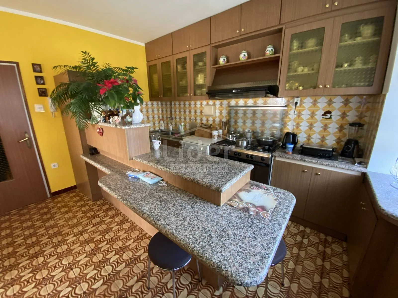 saršoni, poslovno-stambeni objekt sa 5.045m2 okućnice - slika 21
