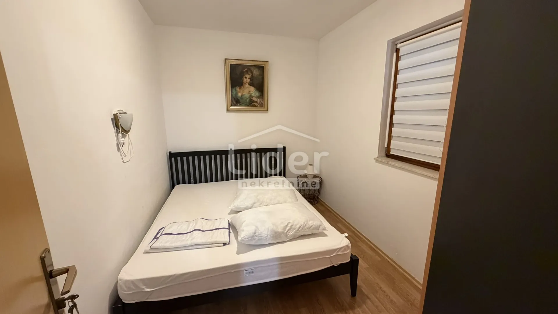 kuću sa 3 stana na novigradskom moru prodajemo - slika 30