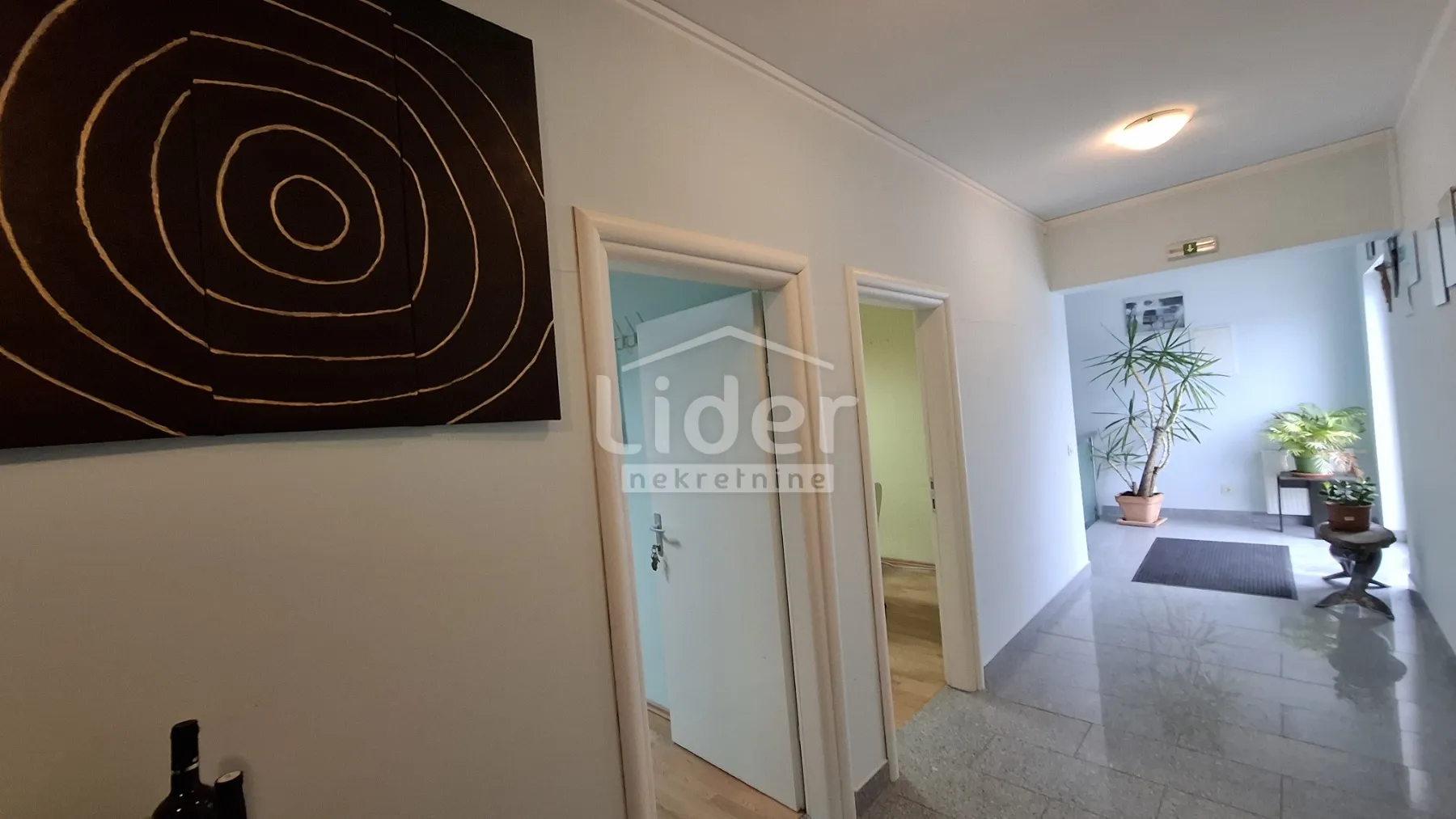 permani- 430m2 poslovnog prostora - slika 13