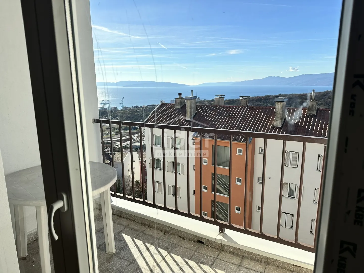 škurinje nn, 84m2 3s+db stan s pogledom na more - slika 20