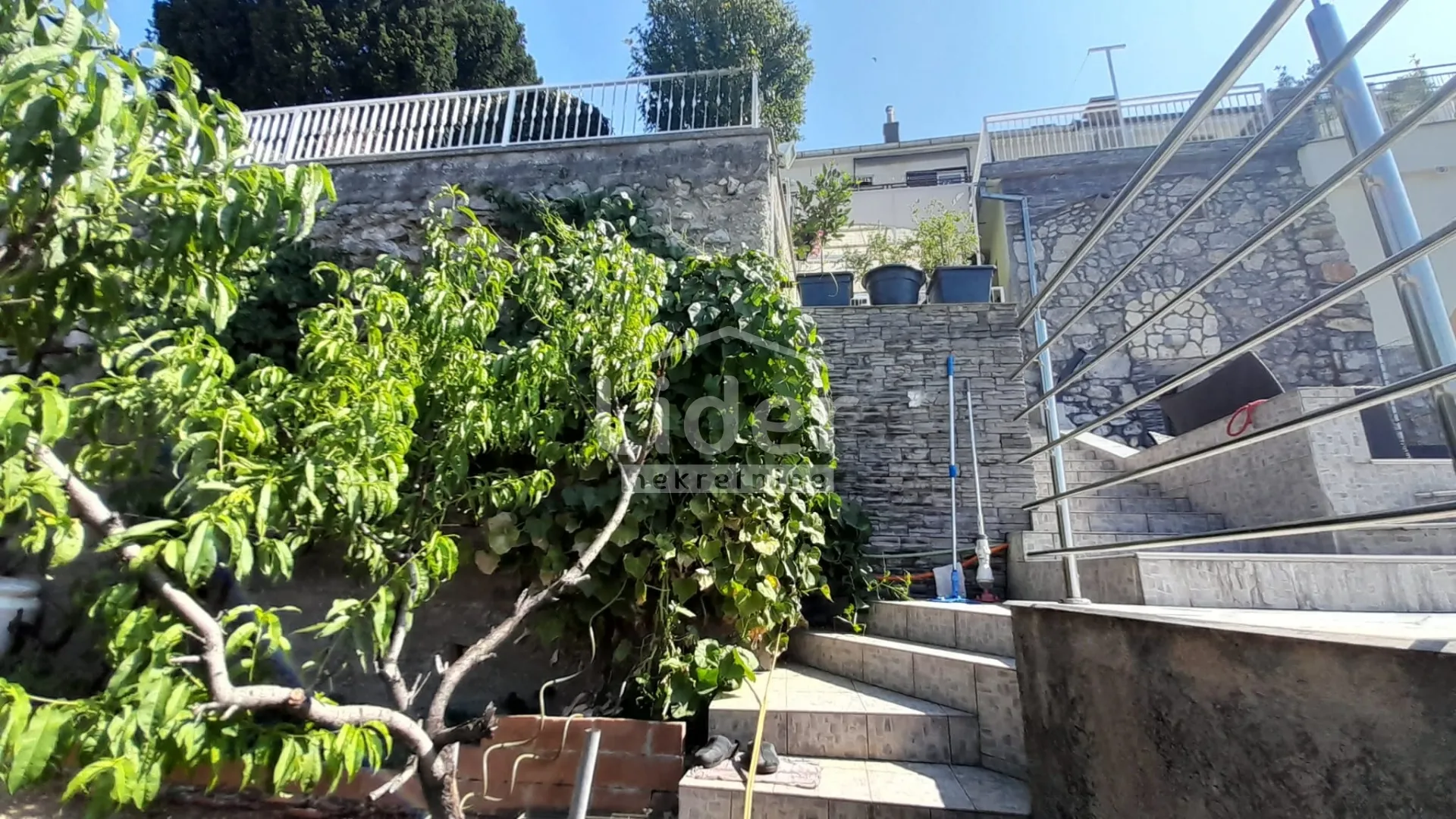 bakar,praputnjak-kuća s bazenom,3 stana i prekrasnim pogledom na more - slika 6