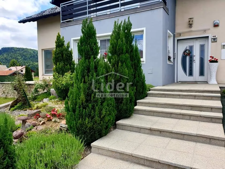 ravna gora-kuća 345m2 - slika 12
