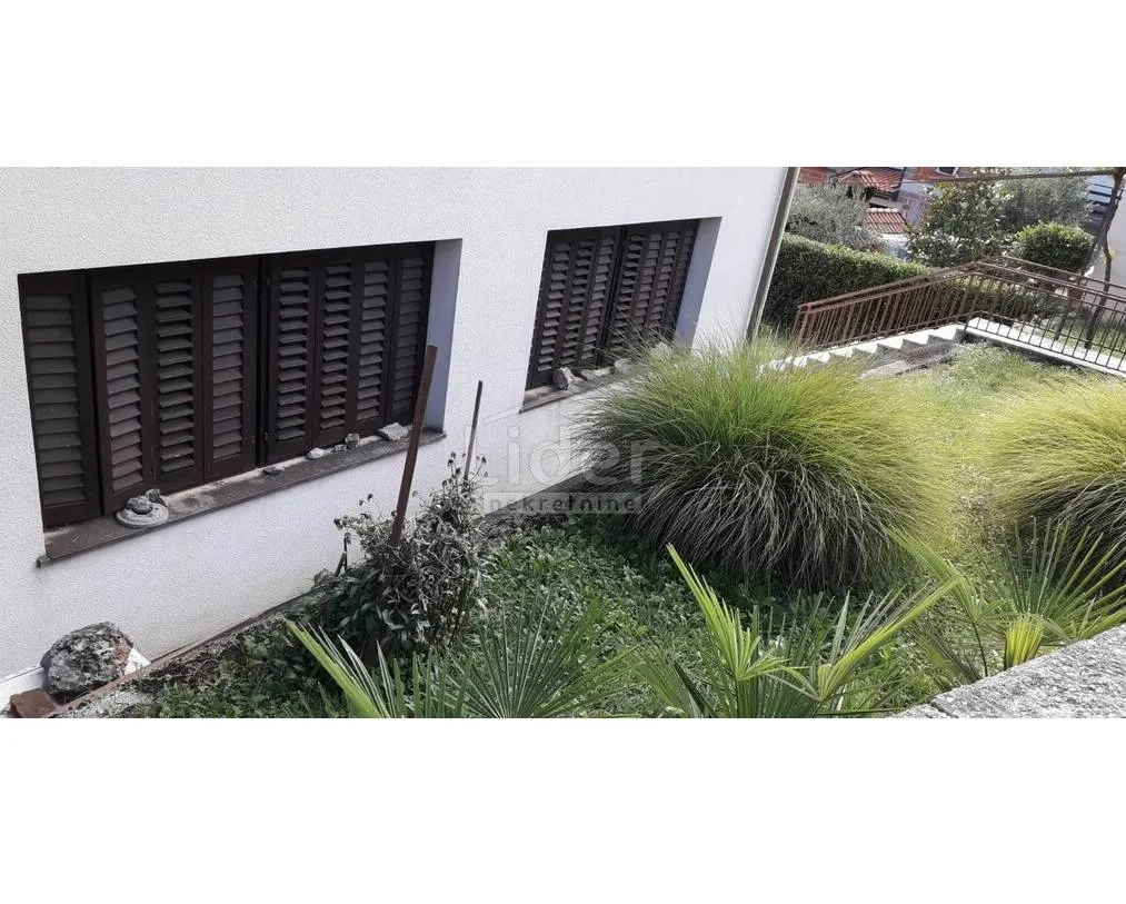 matulji, kuća sa 4 stana, 525 m2, 1300m2 okućnice - slika 15