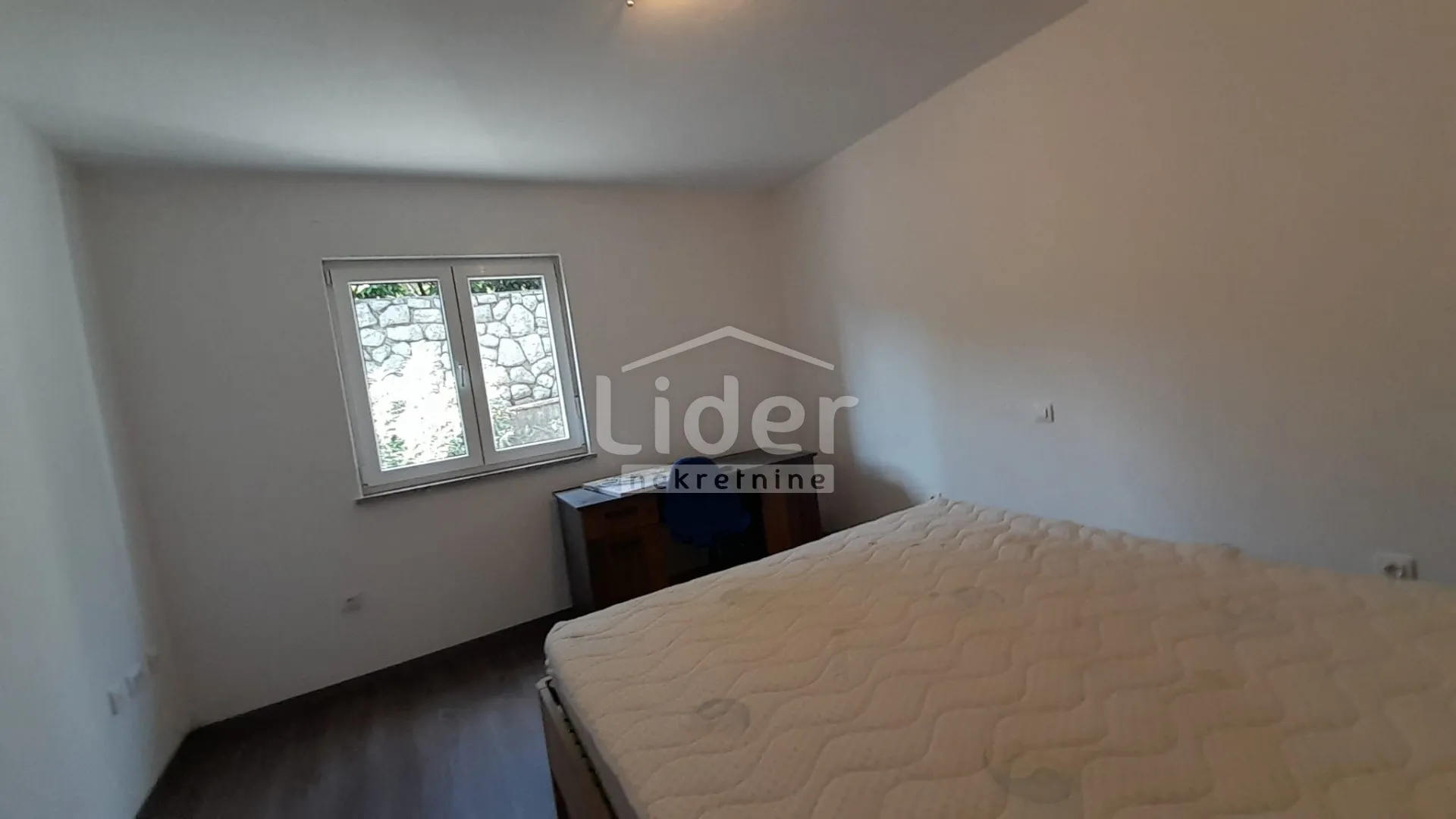 rijeka,srdoči-stan 132m2+vrt 185m2+3 parkinga+pogled more - slika 13