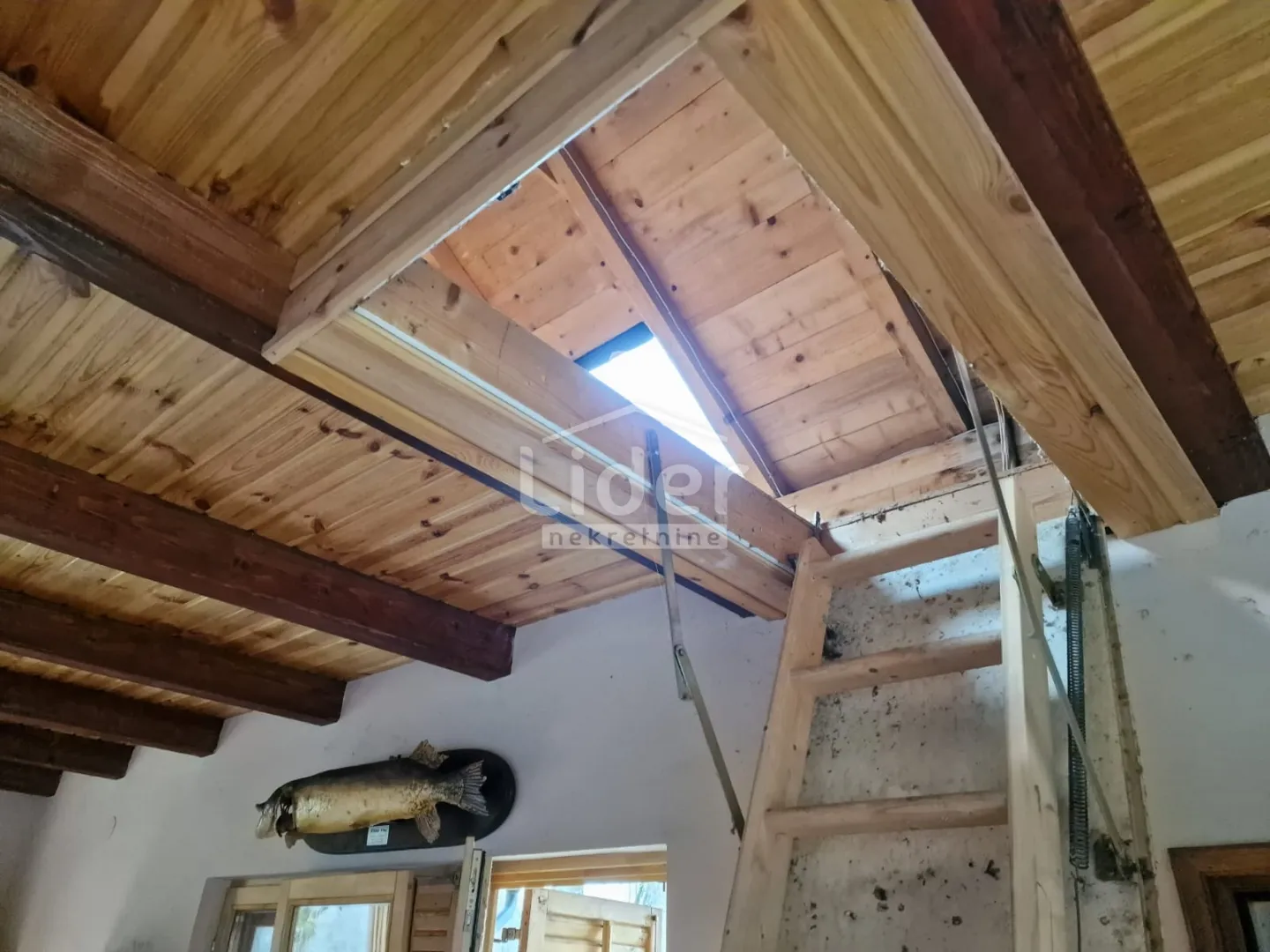 sinac, otočac, gacka, kuća vikendica s vinogradom - slika 3