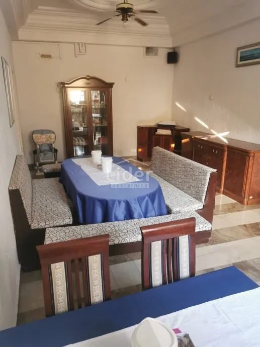 hotel sa restoranom i dva poslovna prostora u centru! - slika 2