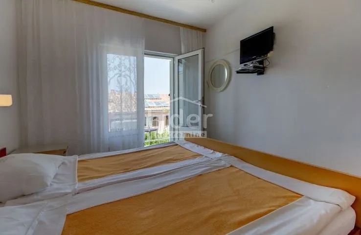 mali lošinj-kuća s pogledom na more i grad - slika 15