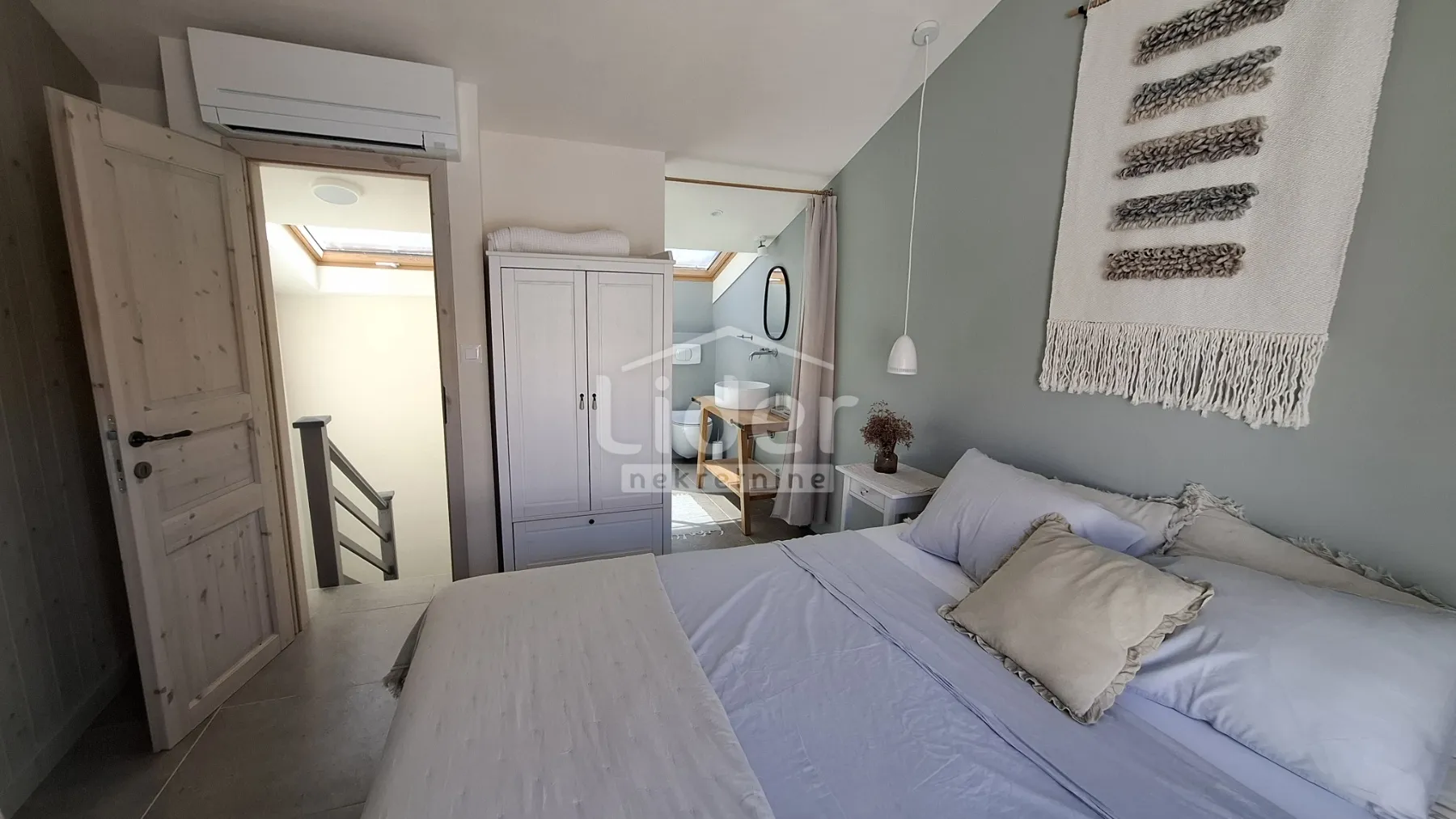 omišalj-stan 80 m² u renoviranoj kamenoj kući - slika 13