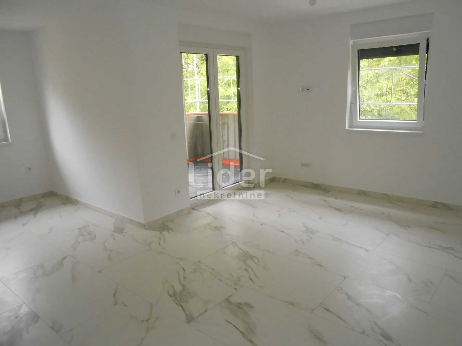 hlapa (otok krk) novi apartman s 2 lođe - slika 2