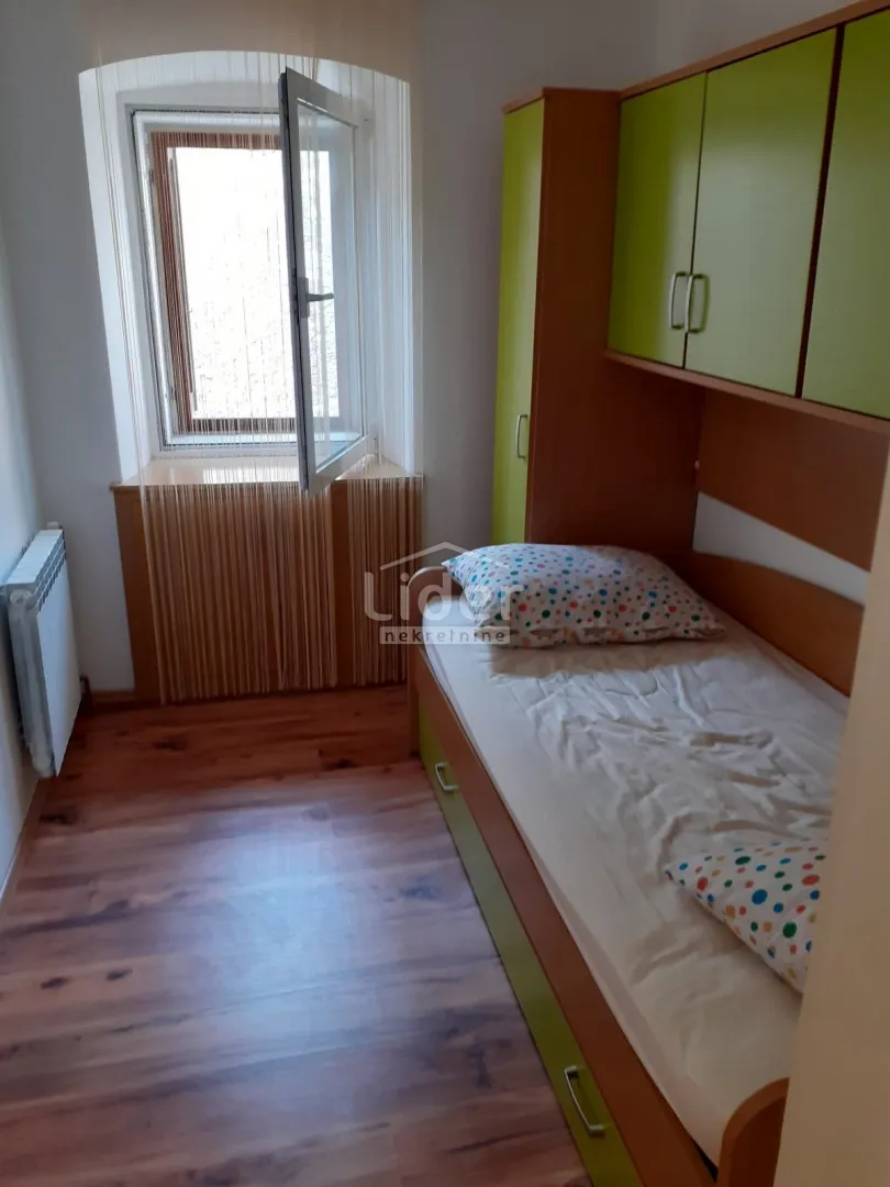 omišalj kuća u centru s vlastitim parkirnim mjestom - slika 10