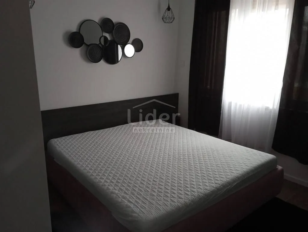 centar, 3 stambene jedinice - slika 12