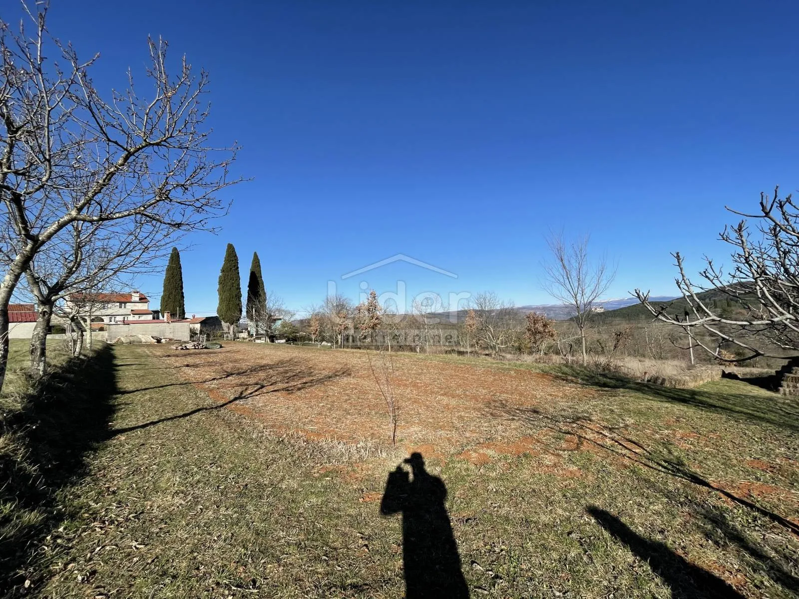 zemljište s pogledom na motovun - slika 4