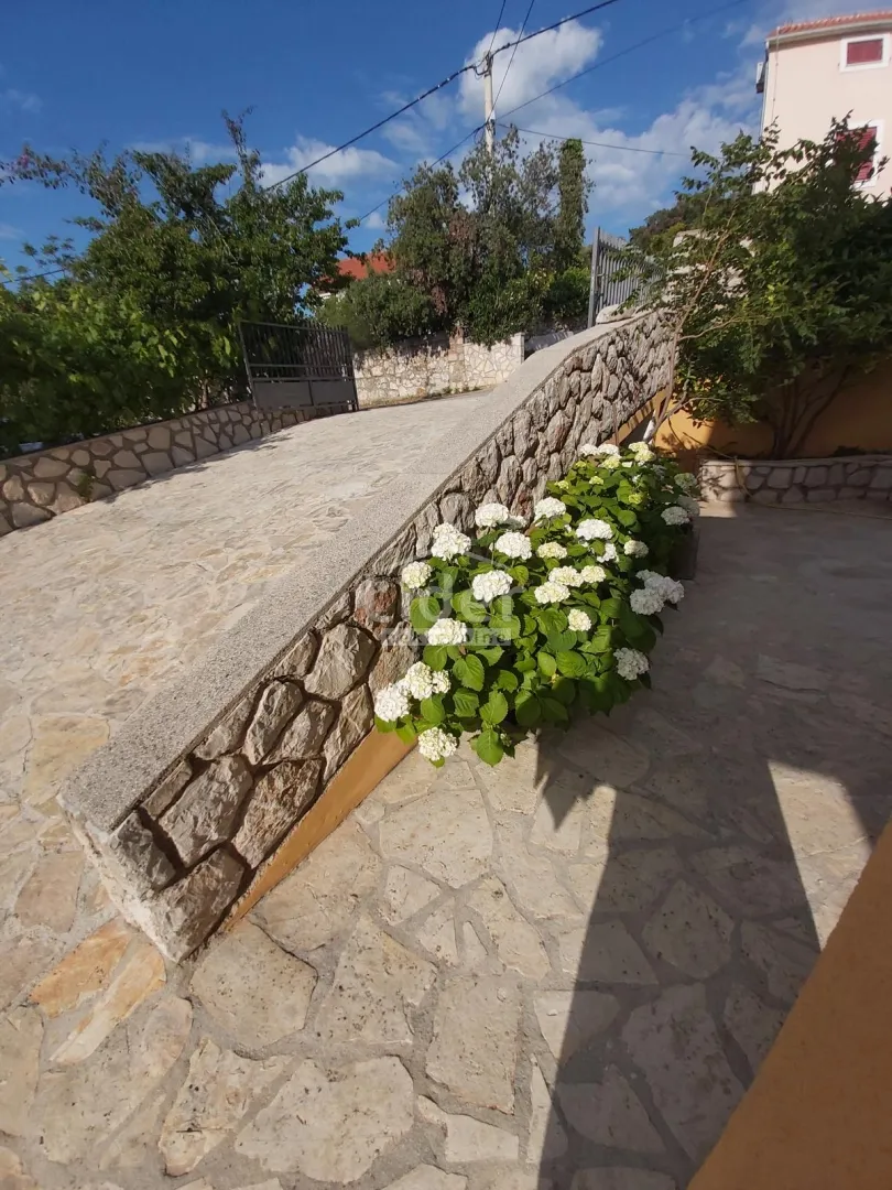 MALI LOŠINJ -3S+DB stan u kući - Ćunski, Mali Lošinj