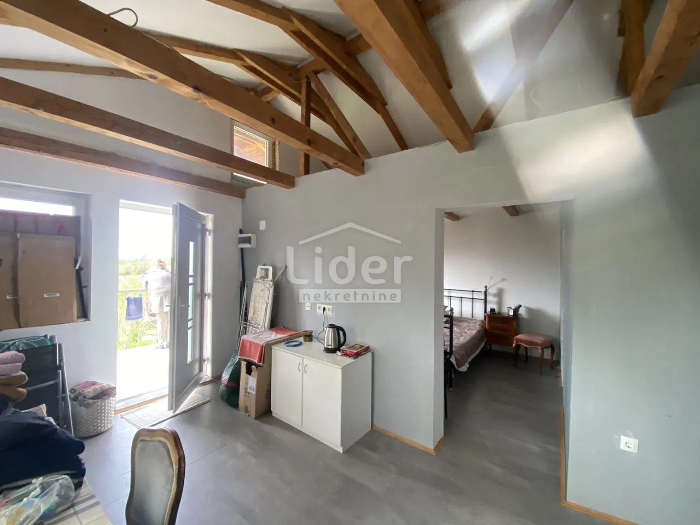 hreljin-kuća 100m2,okućnica - slika 9