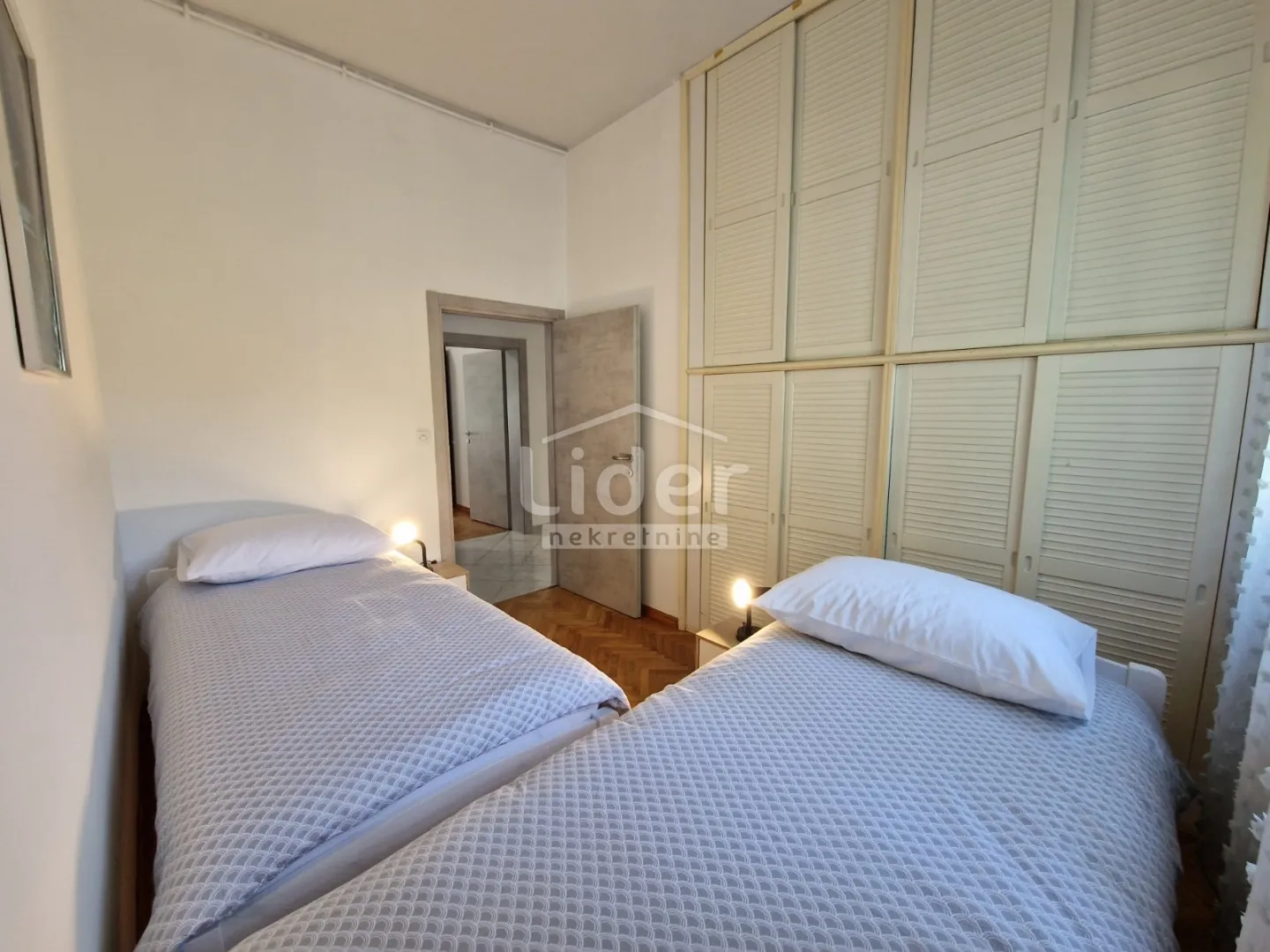 dražice-stan za 7 radnika - slika 6