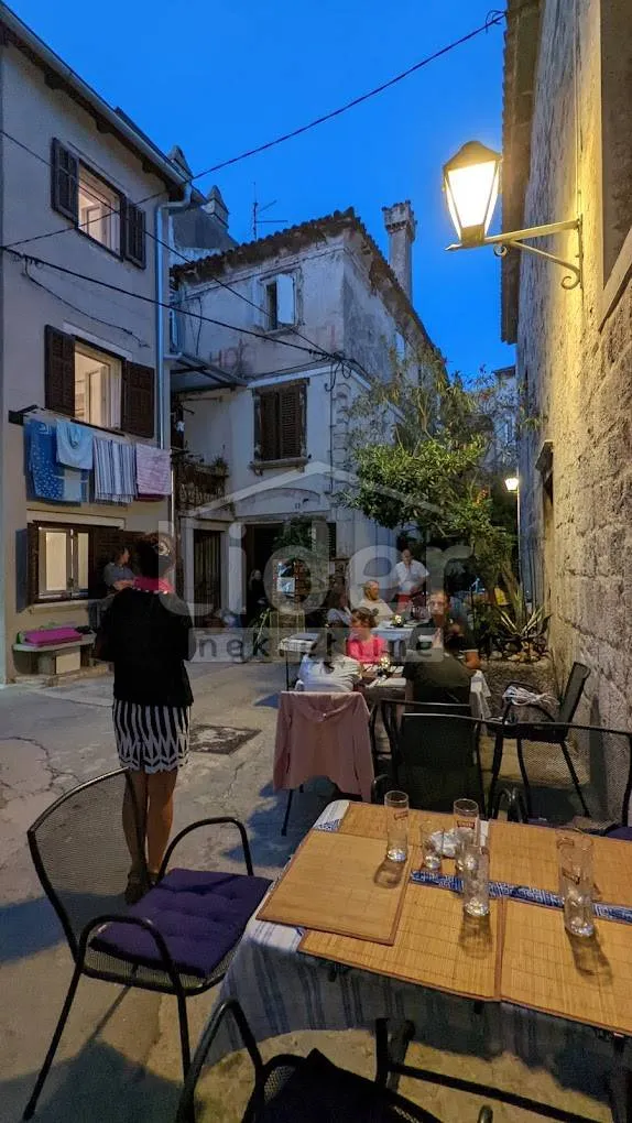 stambeno poslovni objekt cres - slika 17