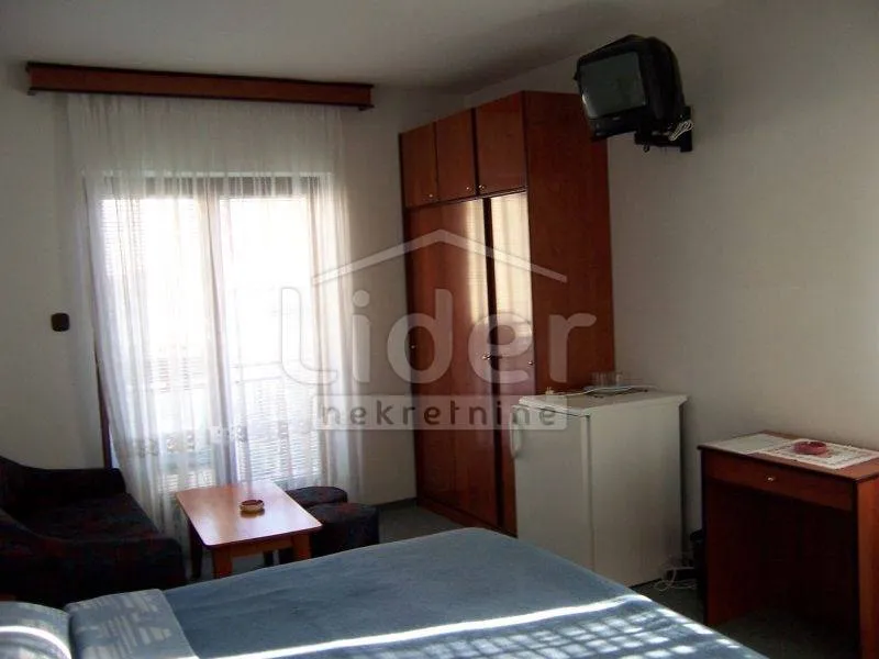 kuća, selce-restoran, pansion cca 600m2 - slika 6