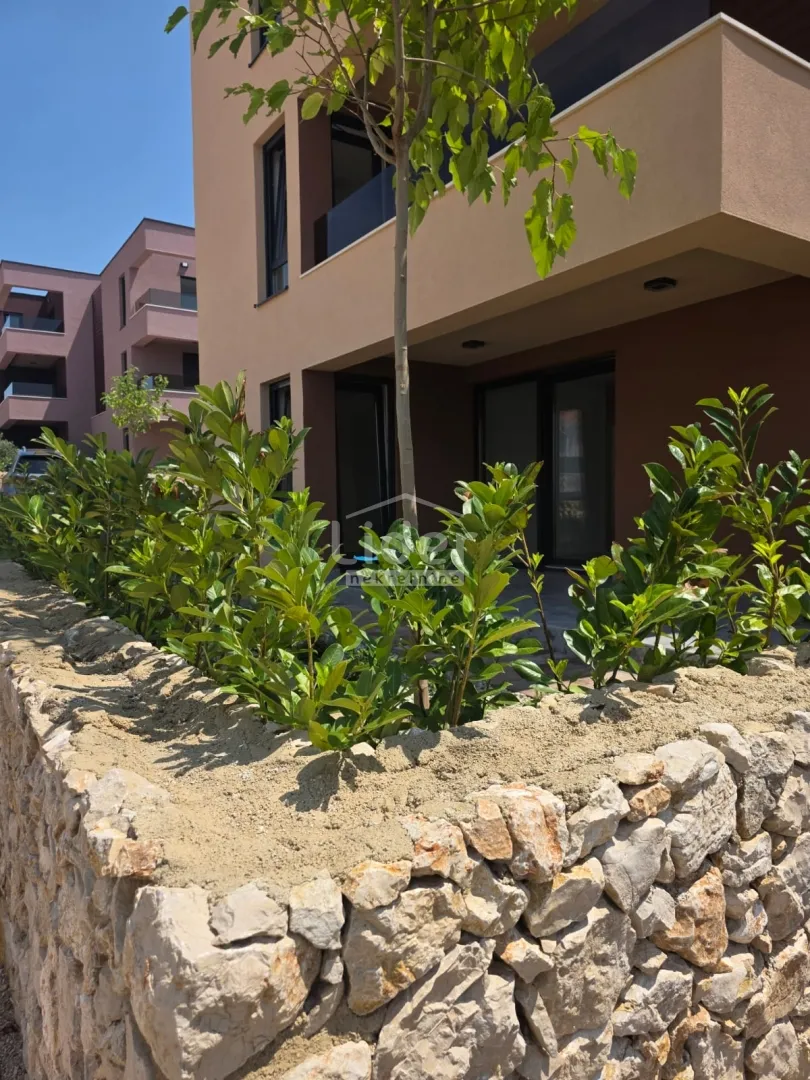 Novalja, Novogradnja, 2s+db, Okućnica, 3.300 €/m2