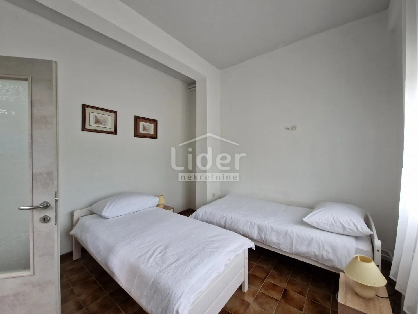 dražice-stan za 7 radnika - slika 8