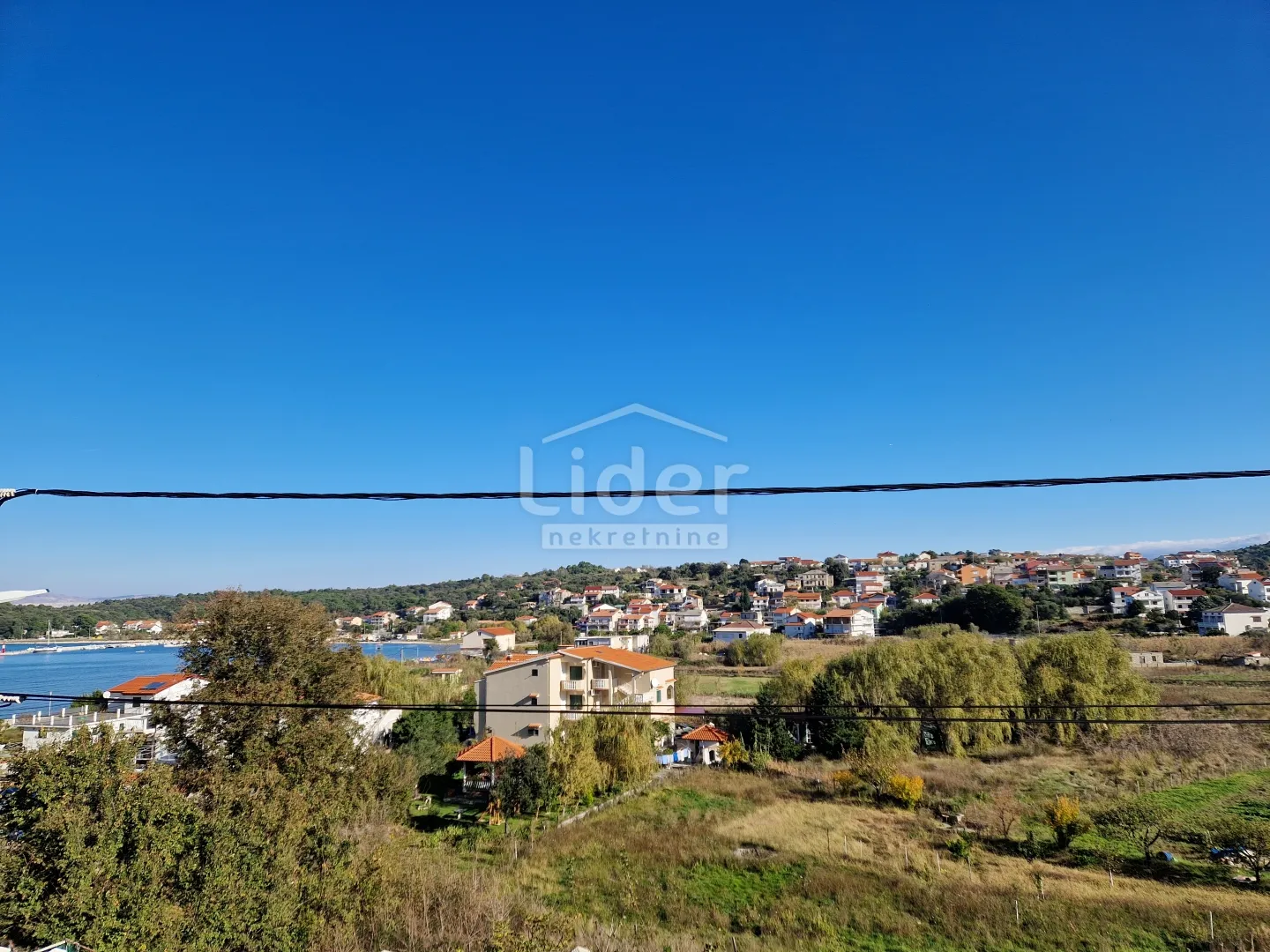 Kuća u Loparu sa 4 apartmana u blizini plaže