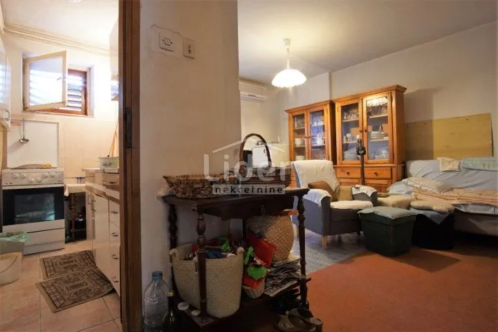 rovinj kuća na izvrnoj lokaciji, 900 metara od mora! - slika 23