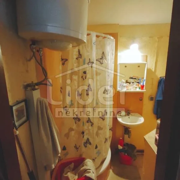 rovinj, apartman u strogom centru, dvoetažni - slika 8