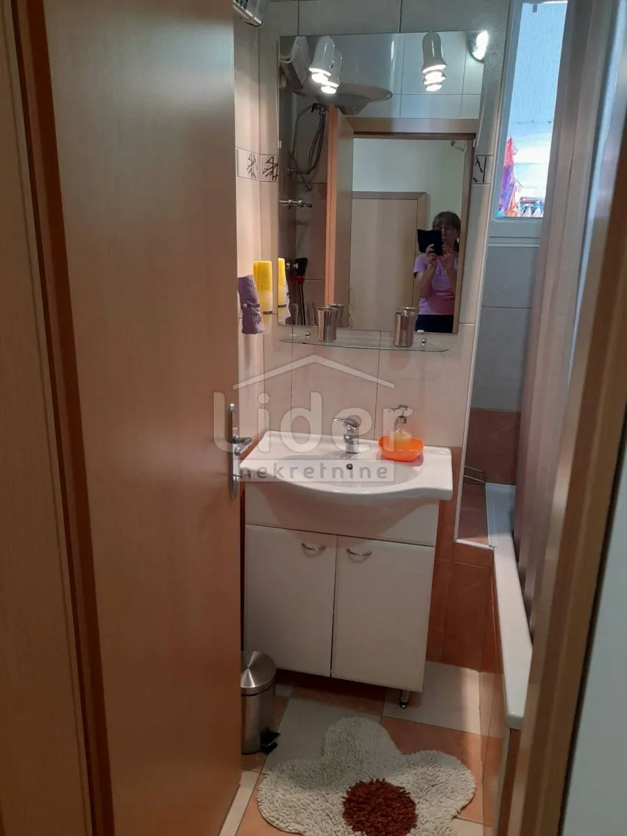 crikvenica kuća u nizu u centru grada - slika 34