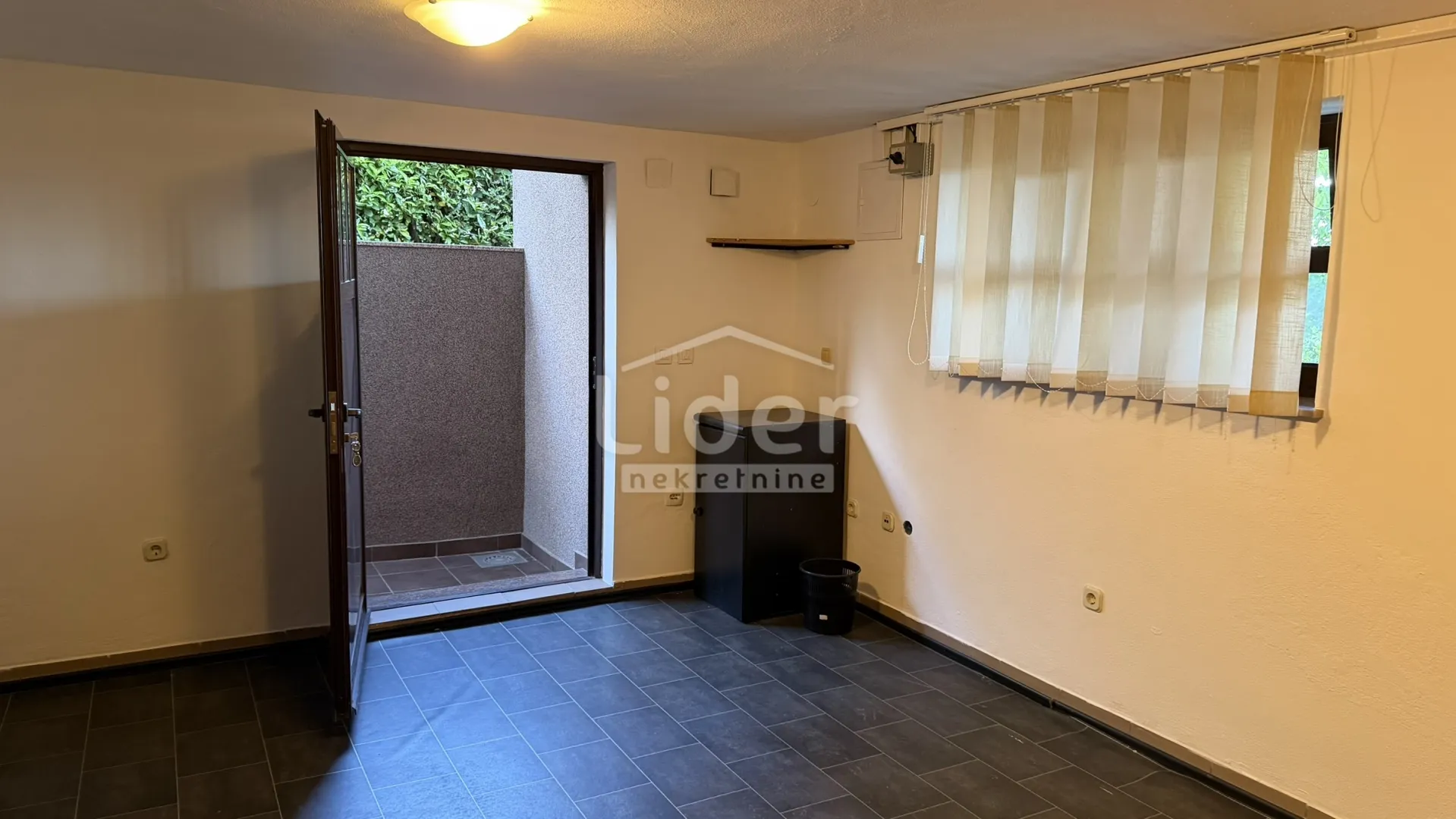 poslovne prostore 70m2 na mirnoj lokaciji iznajmljujemo - slika 4
