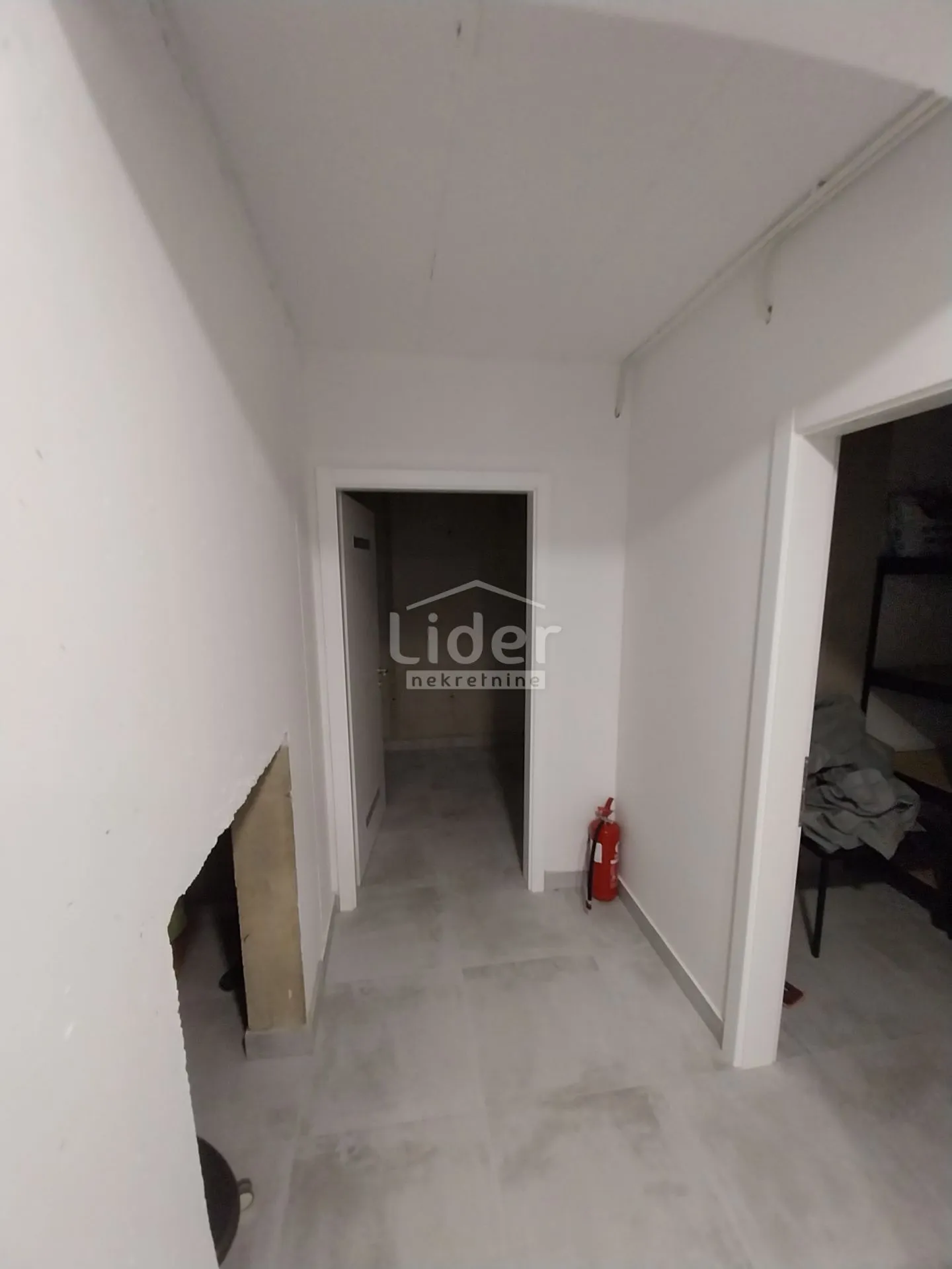 penthouse 127,14 m2, 30m od mora, predivan pogled - slika 20