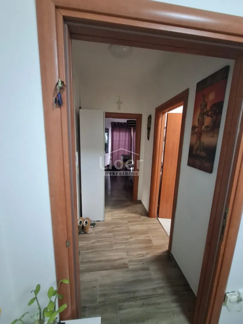 viškovo namješteni stan u prizemlju stambene zgrade - slika 9