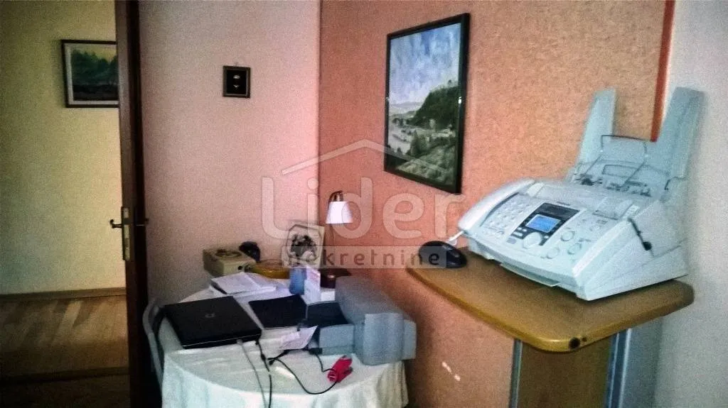 centar, 4 sobni stan - slika 10