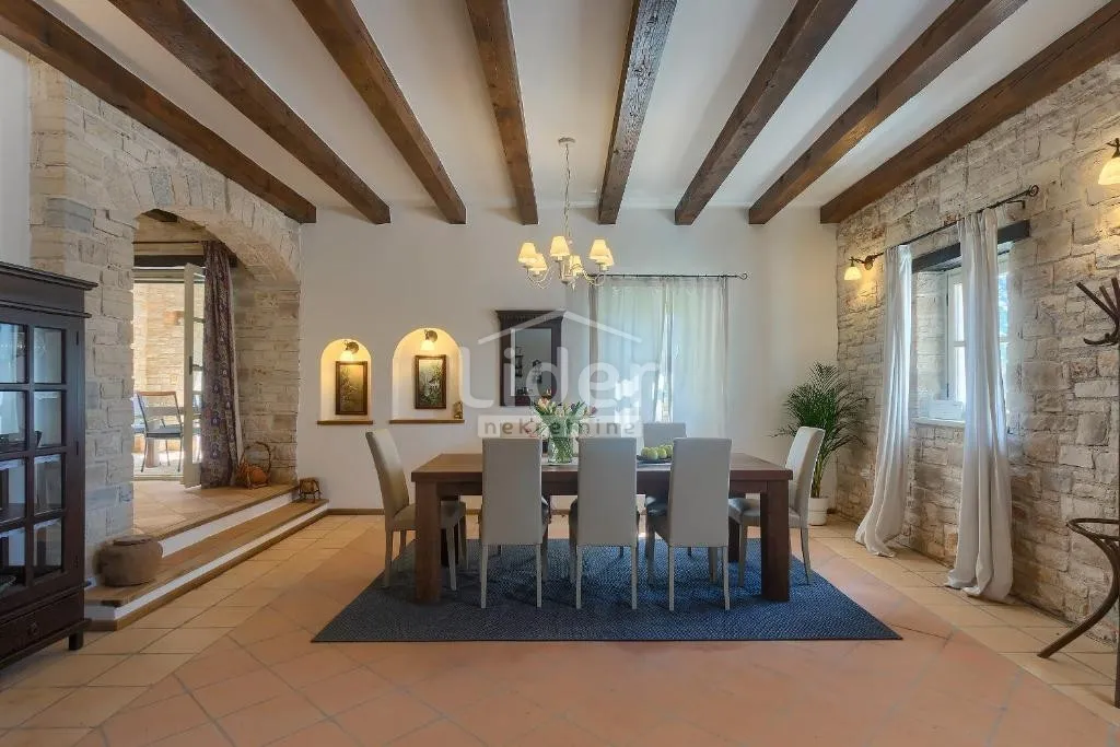 istra, čarobna villa, bazen, - slika 35