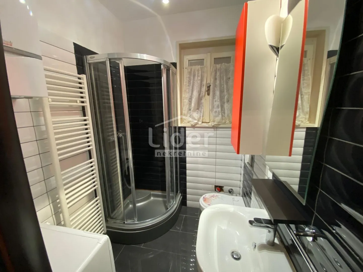 belveder, uređen i useljiv stan od 62,53m, balkon, 3.kat - slika 12