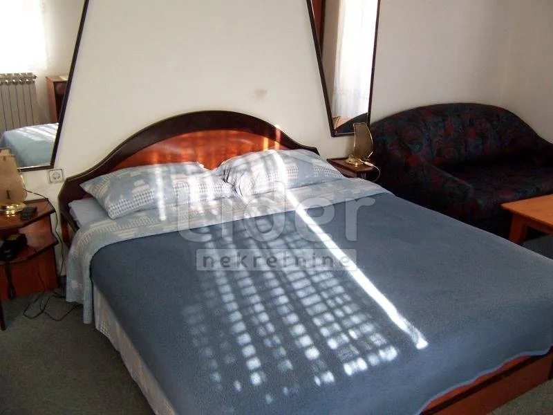 kuća, selce-restoran, pansion cca 600m2 - slika 7