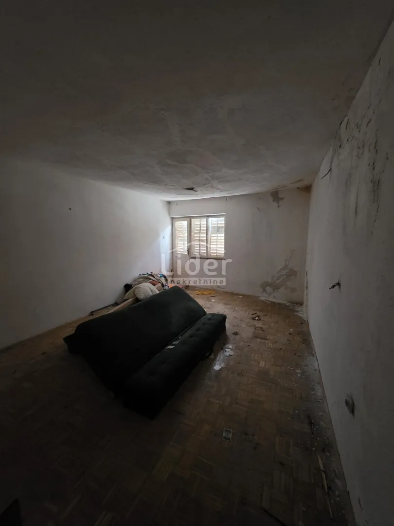 pag, kuća p+1, 89.000 € - slika 20