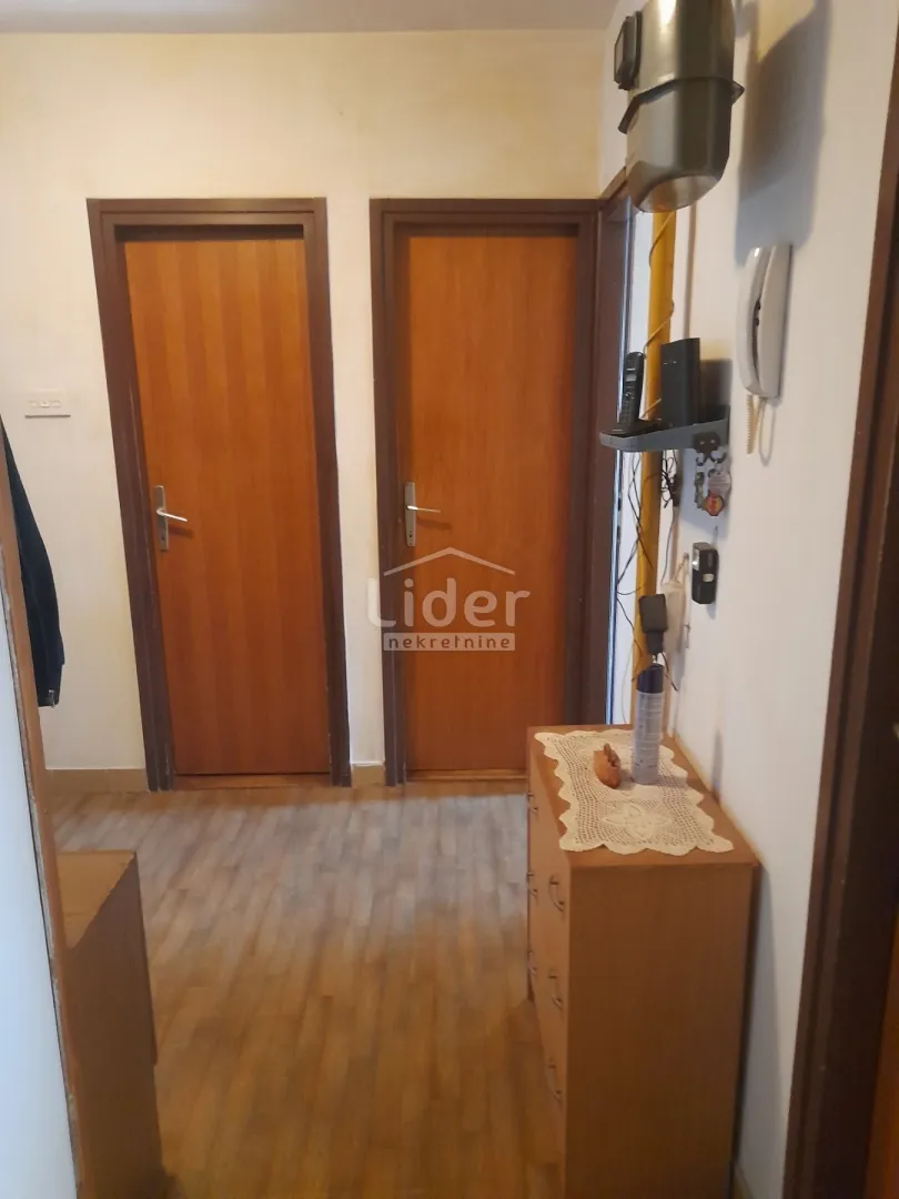 krnjevo stan 70m2, pogled more - slika 13