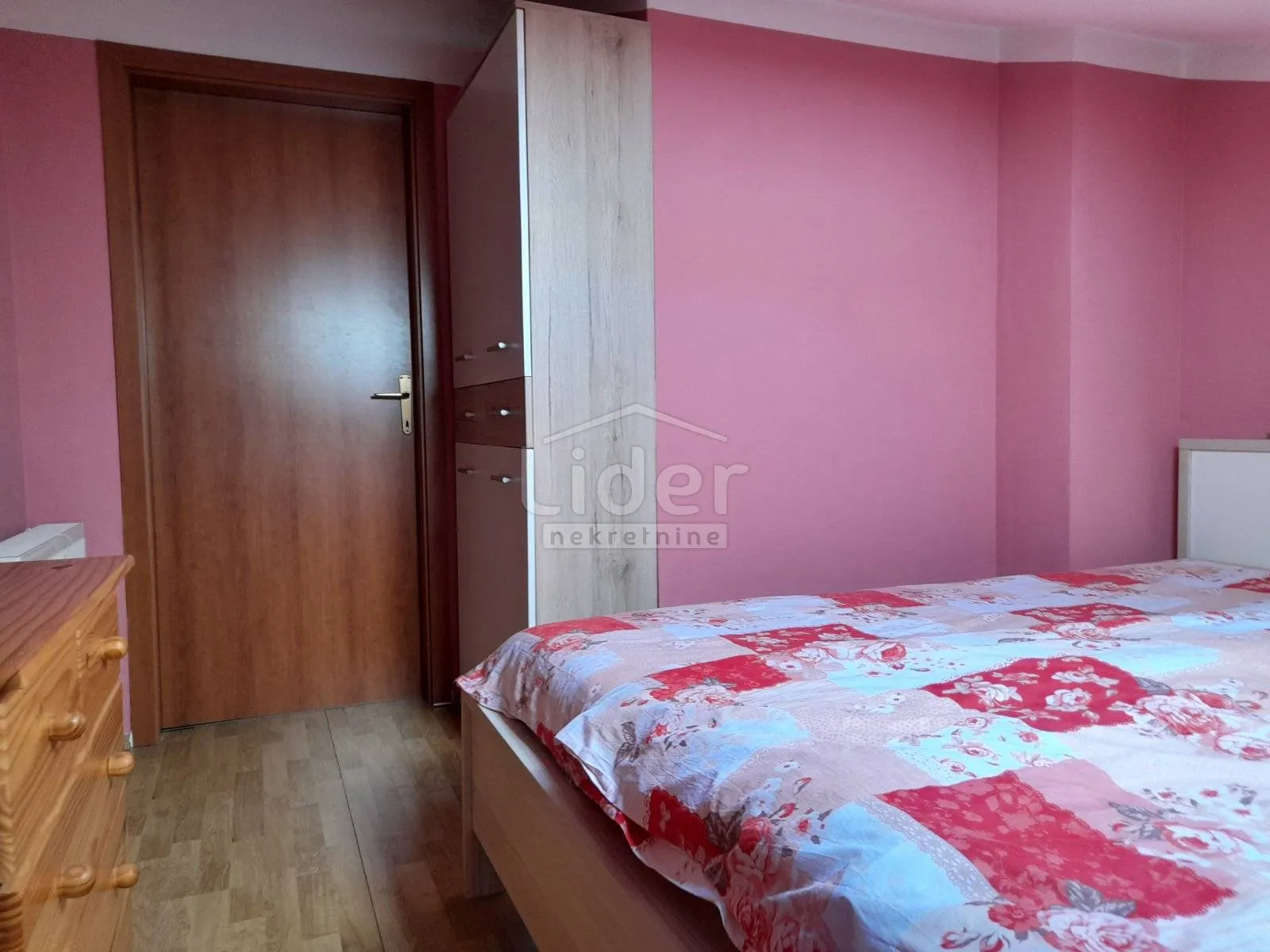 dvoetažni stan 103.5 m2, jušići - slika 28