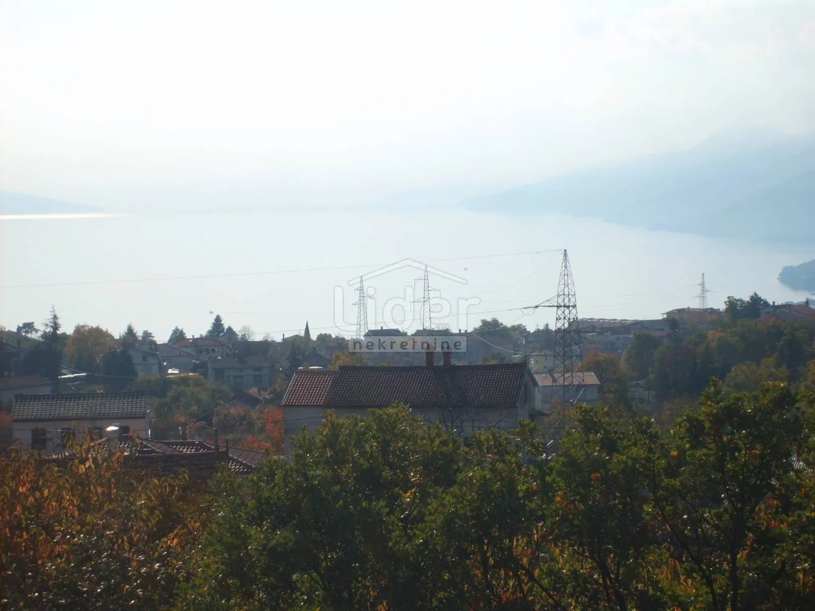 spinčići, lijepa, velika kuća - slika 4