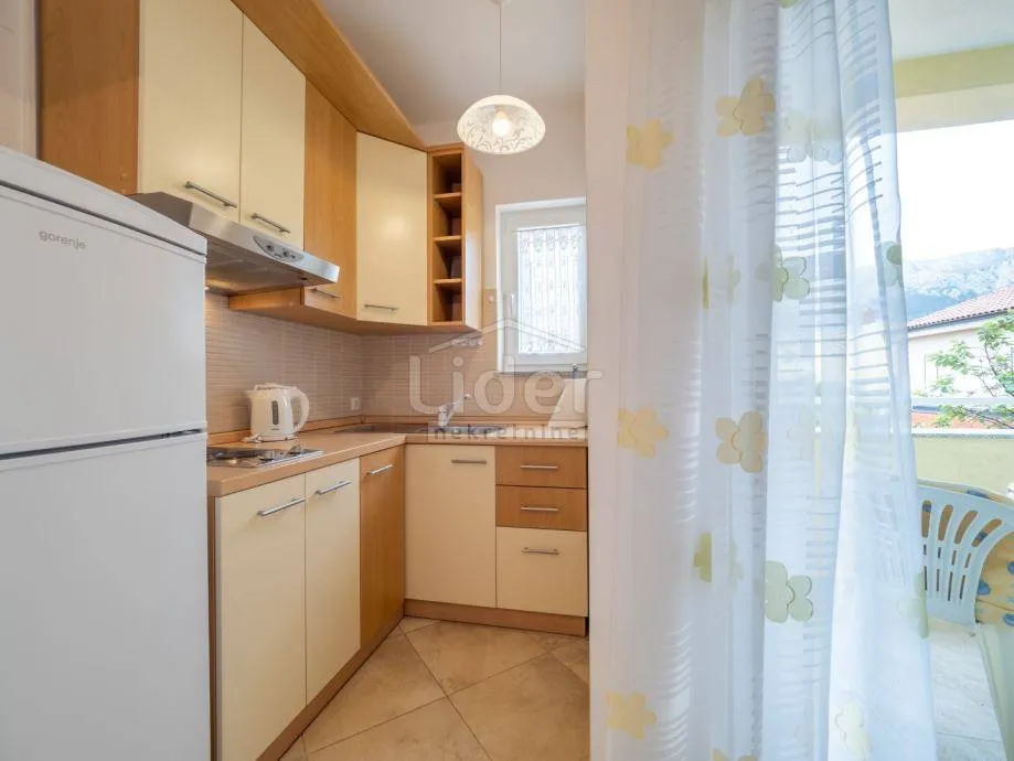 baška, 2 apartmana - slika 15