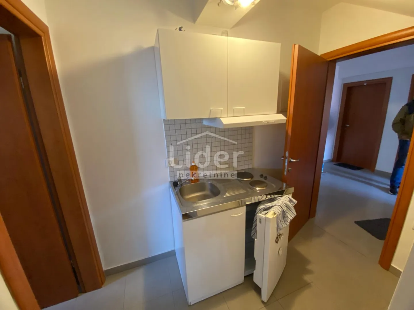 stan-apartman, novogradnja, garsonjera, blizina kampusa - slika 4