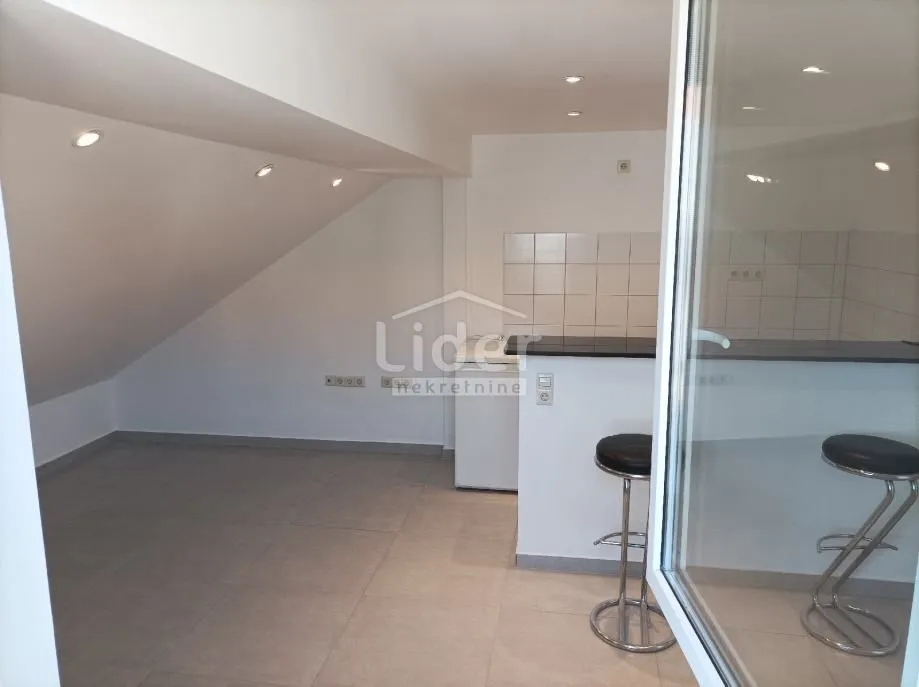 jadranovo, 2s+db, 41.67m2, balkon 3m2 - slika 8