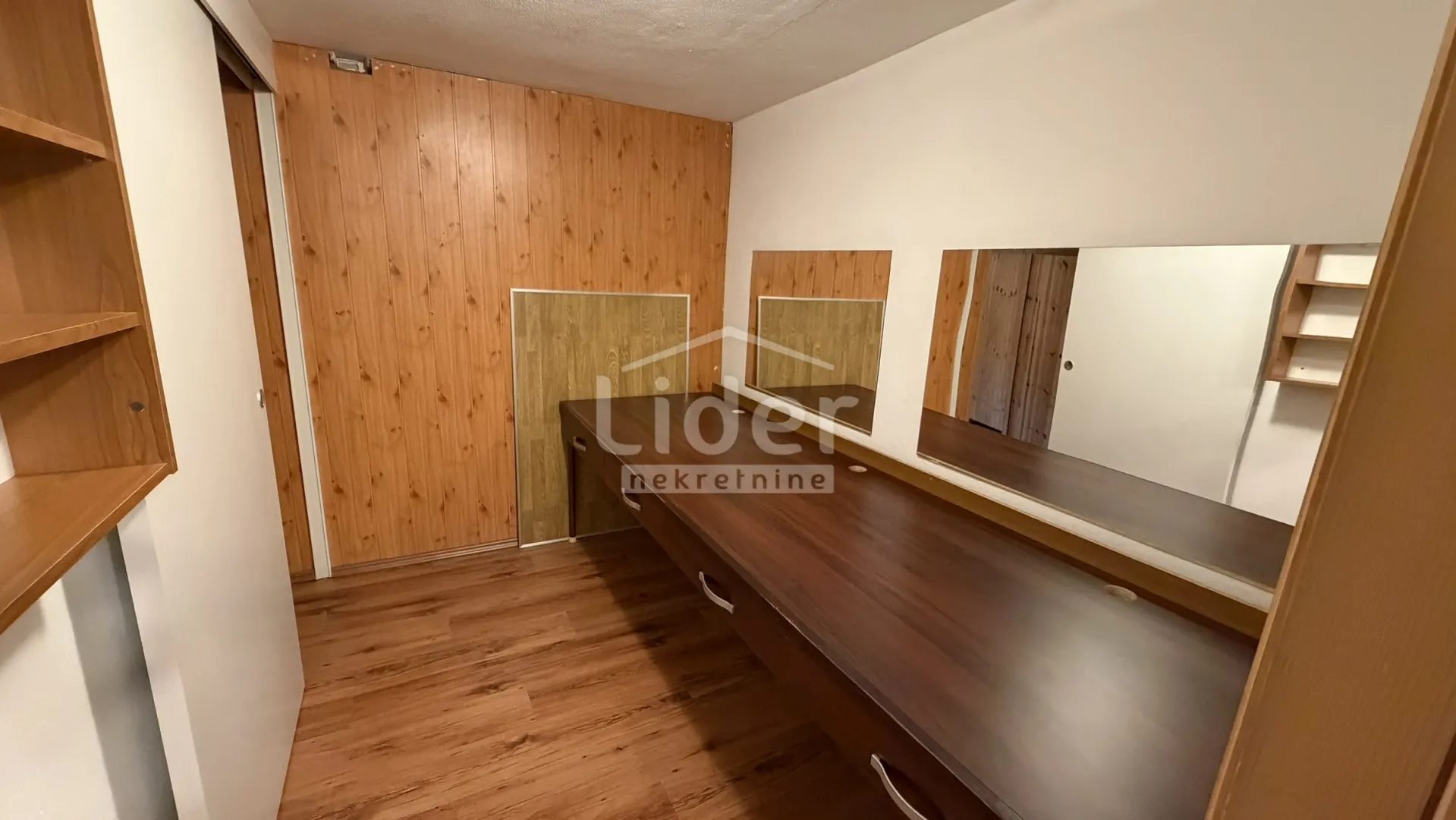poslovne prostore 70m2 na mirnoj lokaciji iznajmljujemo - slika 8