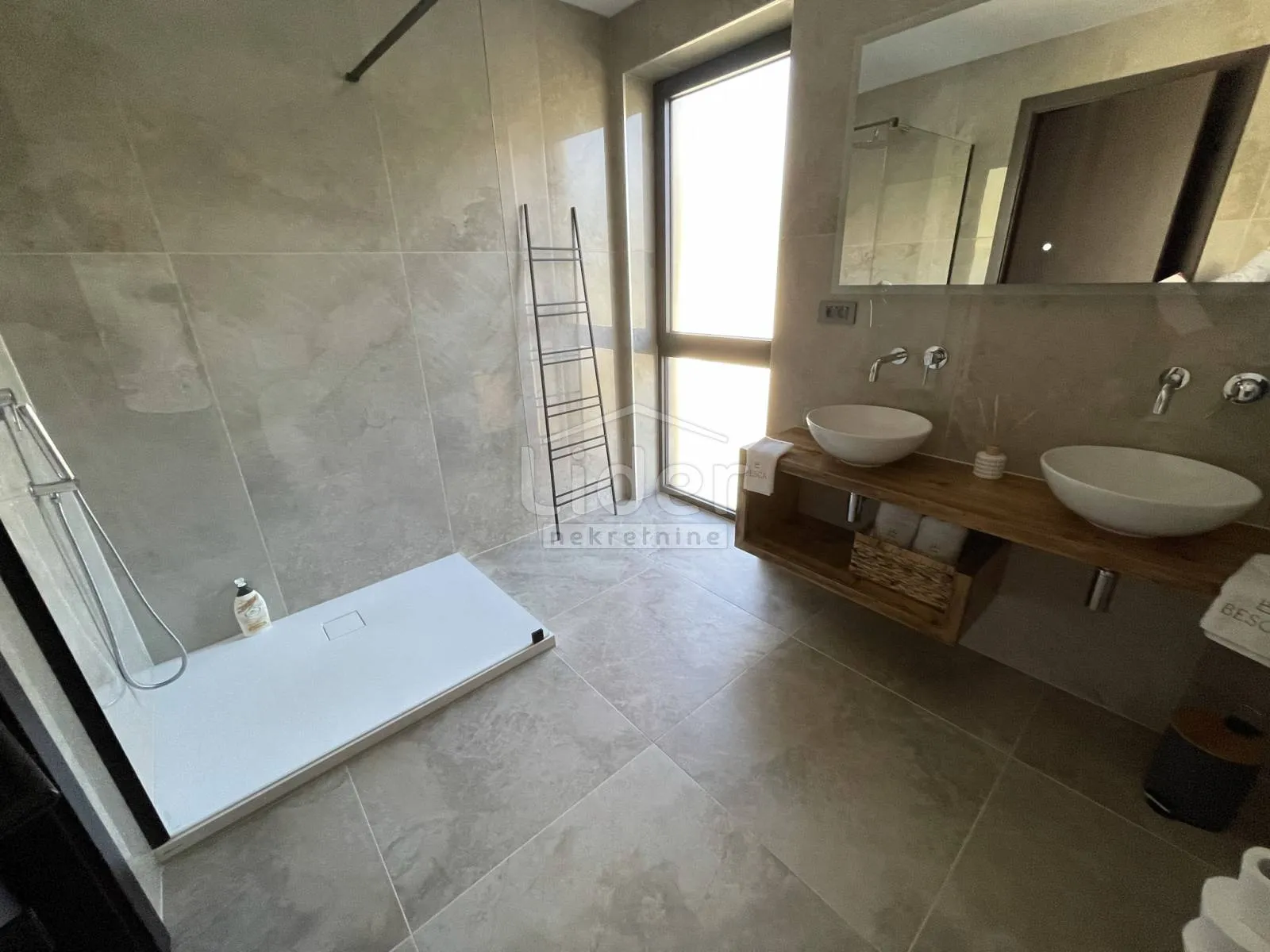 otok krk, baška, dizajnerska urbana vila s bazenom - slika 33