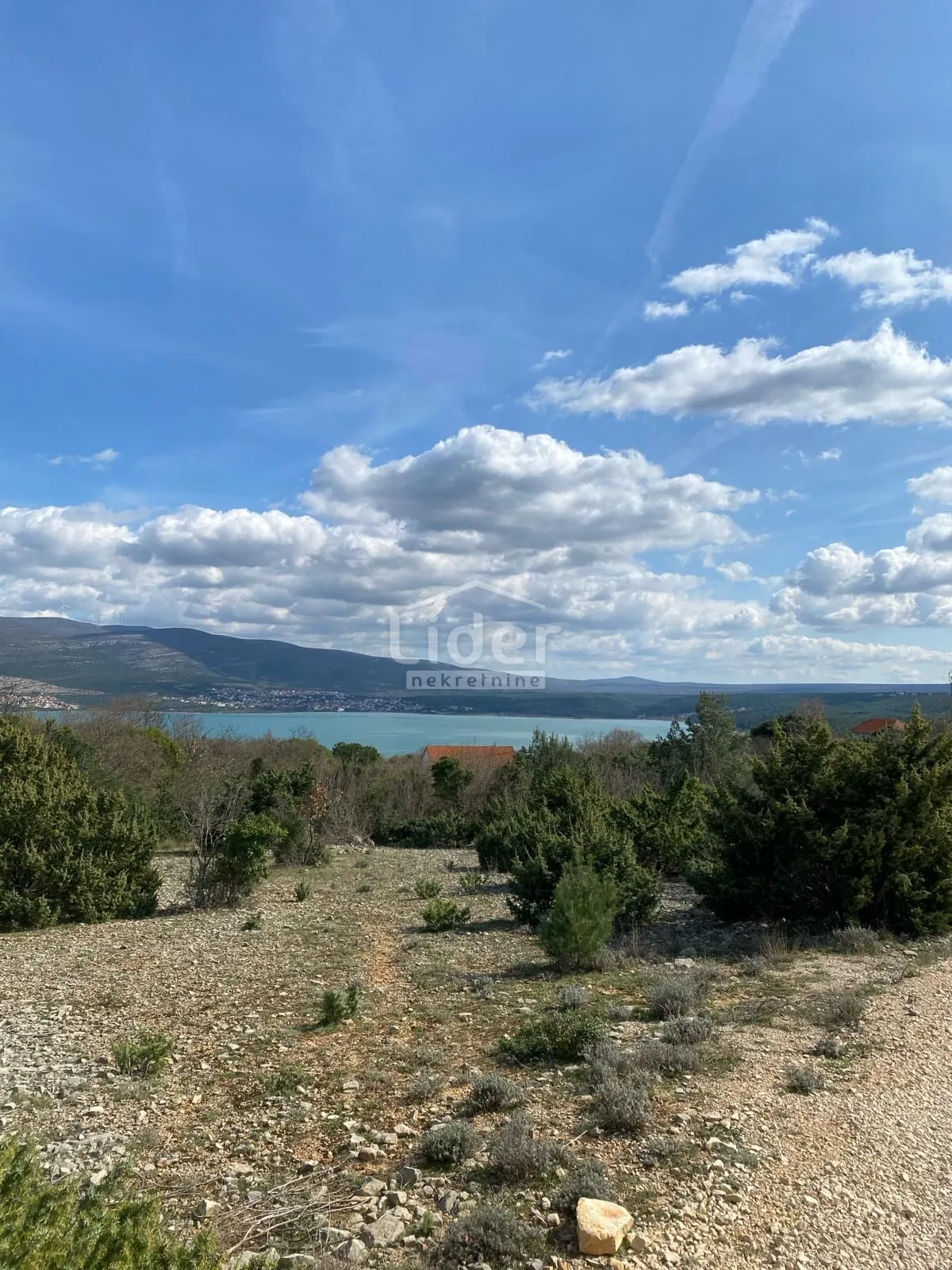 pridraga, građevinsko zemljište 1.465m2 - slika 11